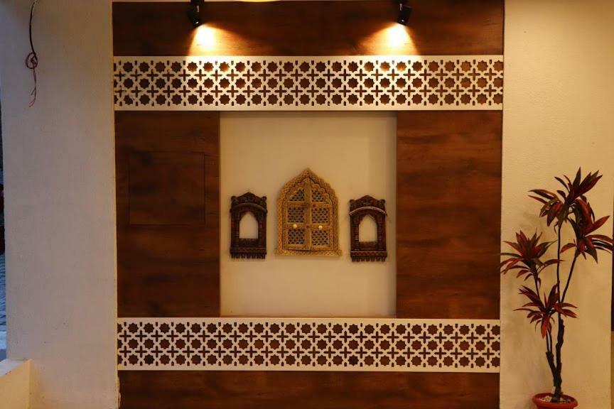 Emerald Vista Luxury Suites プネ エクステリア 写真